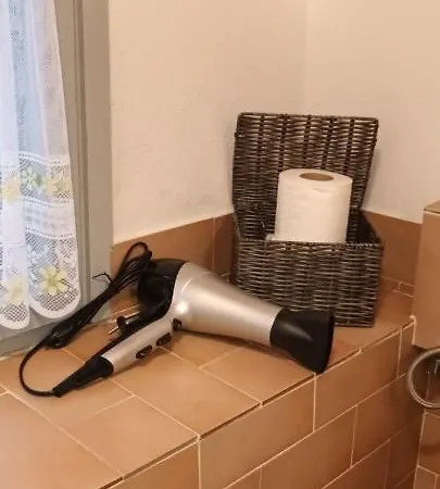 Nona Ruzica Apartment