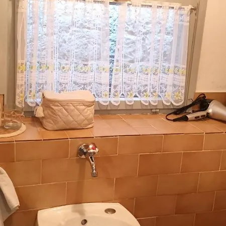 Nona Ruzica Apartment Vis
